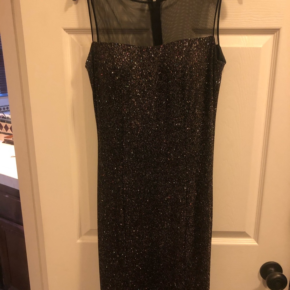 Dress - Picture 7 of 7